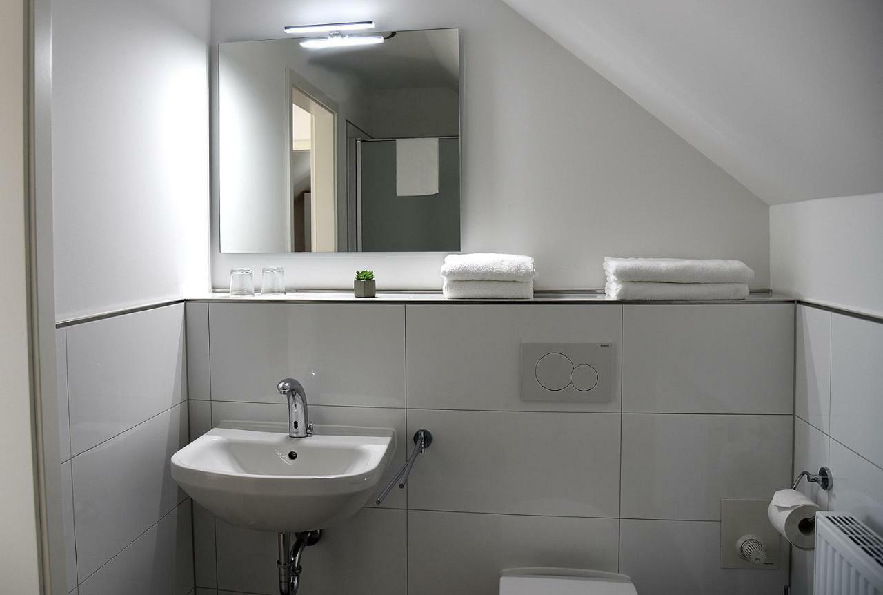 Weingut Nickel Apartment Neustadt an der Weinstrasse Luaran gambar